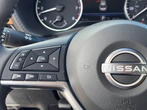 New 2025 Nissan Sentra SV w/ SV Premium Package image 21