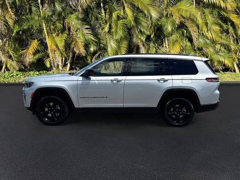New 2026 Jeep Grand Cherokee L Limited AWD/4WD image 2