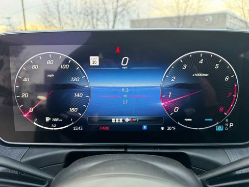 Used 2024 Mercedes-Benz C 300 4MATIC Sedan image 34