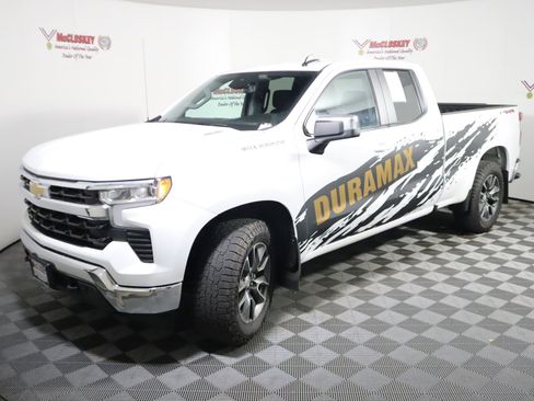 Used 2023 Chevrolet Silverado 1500 LT image 13