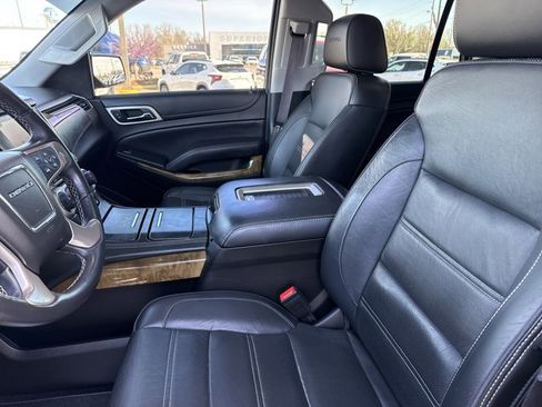 Used 2017 GMC Yukon Denali w/ Open Road Package image 5