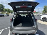 Used 2023 Nissan Rogue SV image 6