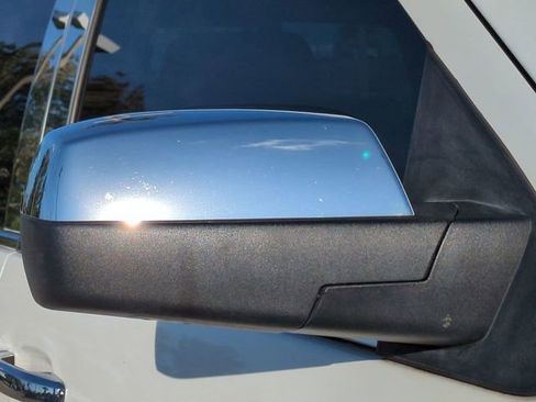 Used 2018 GMC Sierra 1500 SLT w/ Enhanced Driver Alert Package RWD image 12