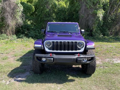 New 2026 Jeep Wrangler Unlimited Rubicon AWD/4WD image 2