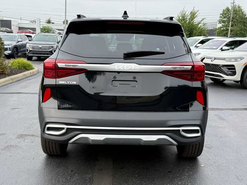 Used 2023 Kia Seltos SX w/ SX Sunroof Package AWD/4WD image 5