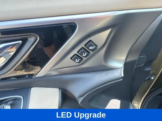 Used 2024 Subaru Outback Limited w/ Popular Package #2 AWD/4WD image 11