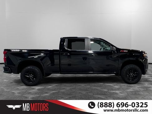 Used 2020 Chevrolet Silverado 1500 LT Trail Boss image 2
