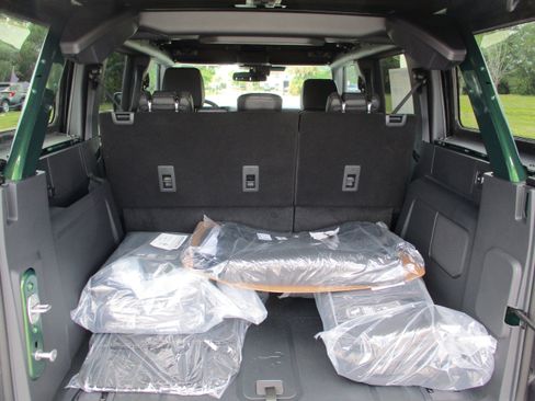 New 2025 Ford Bronco Badlands image 26