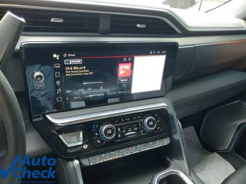 Used 2024 GMC Sierra 2500 Denali w/ Denali Reserve Package AWD/4WD image 26