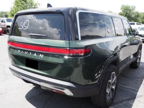 Used 2024 Rivian R1S Adventure AWD/4WD image 4