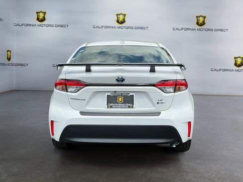 Used 2025 Toyota Corolla LE FWD image 6