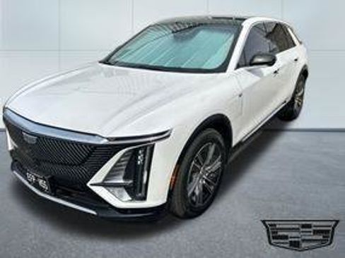 Certified 2024 Cadillac Lyriq Luxury w/ LPO, Floor Liner Package AWD/4WD image 1