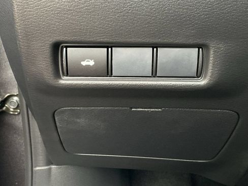 New 2026 Nissan Sentra SV w/ Floor Mat Package FWD image 24