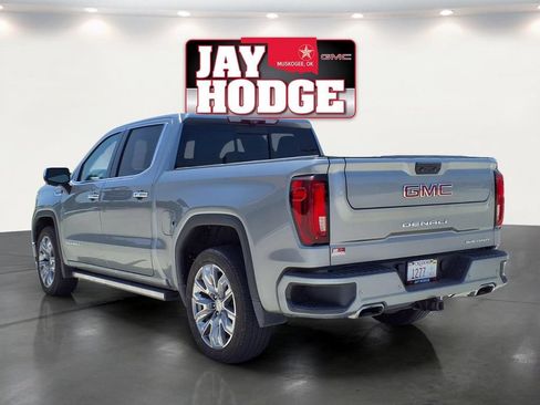 Used 2023 GMC Sierra 1500 Denali w/ Denali Reserve Package AWD/4WD image 4