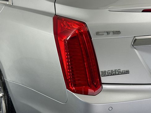 Used 2017 Cadillac CTS Luxury image 36