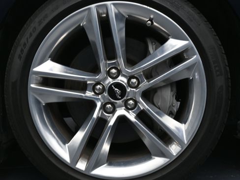 Used 2021 Ford Mustang GT Premium w/ Equipment Group 401A image 10