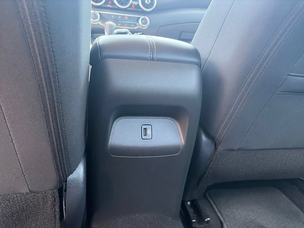 Used 2024 Nissan Sentra SV w/ Trunk Package FWD image 31