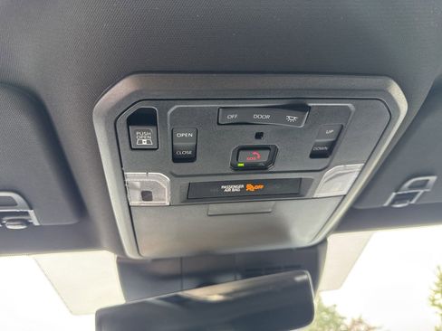 New 2024 Toyota Tacoma 4x4 Double Cab image 23