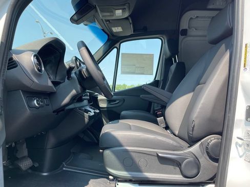 New 2026 Mercedes-Benz Sprinter 2500 image 6