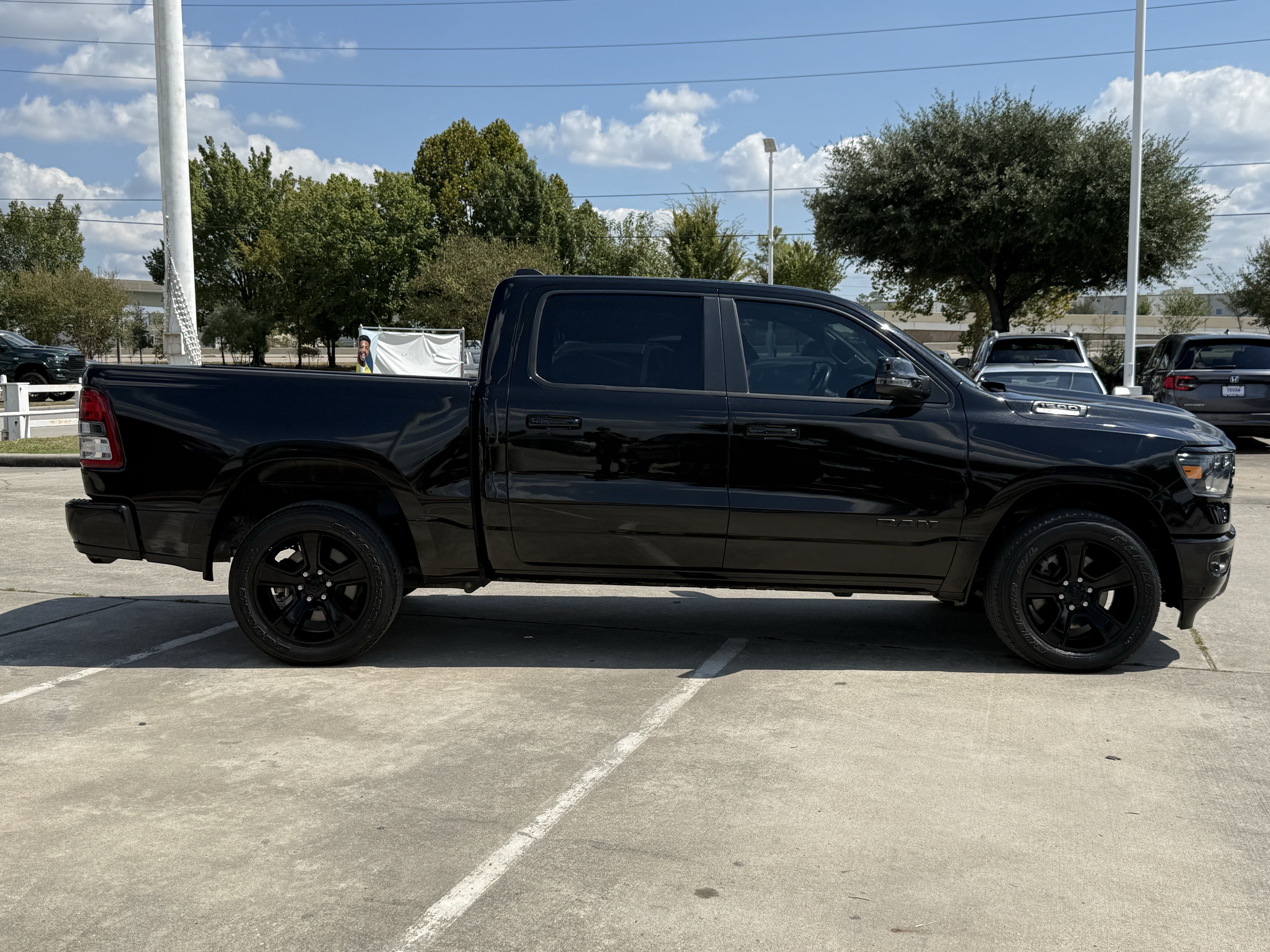 Used 2023 RAM 1500 Lone Star AWD/4WD image 3