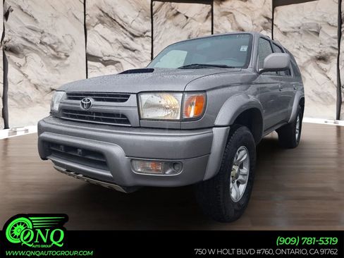 Used 2002 Toyota 4Runner SR5 image 1