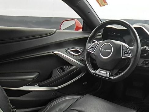 Used 2018 Chevrolet Camaro SS RWD image 18