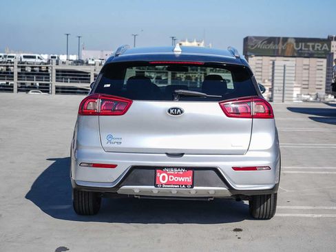 Used 2019 Kia Niro LX FWD image 7