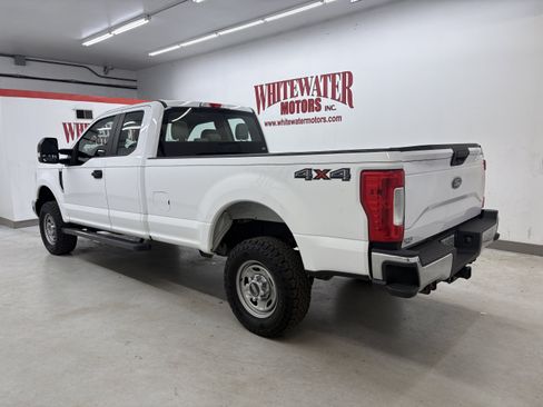 Used 2019 Ford F250 XL w/ XL Value Package AWD/4WD image 2