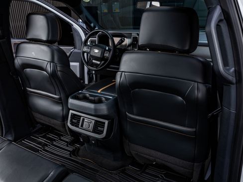 Used 2024 Ford F350 Platinum image 32