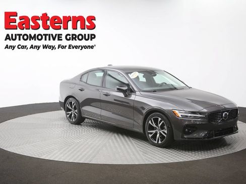 Used 2024 Volvo S60 B5 Core AWD/4WD image 52
