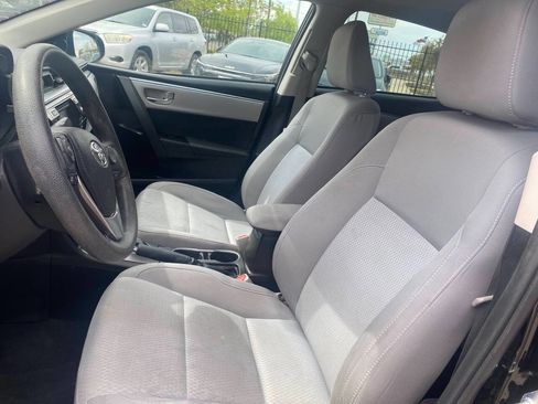 Used 2016 Toyota Corolla LE FWD image 10