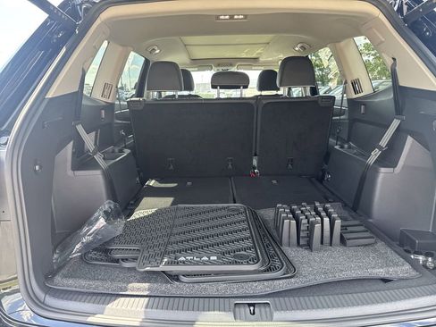 New 2026 Volkswagen Atlas SEL Premium R-Line image 15