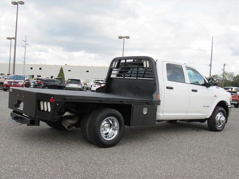Used 2022 RAM 3500 Tradesman w/ Safety Group image 6