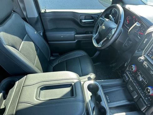 Used 2020 Chevrolet Silverado 1500 LTZ w/ LTZ Premium Package image 16