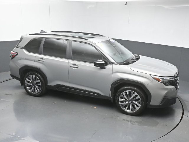 Certified 2025 Subaru Forester Touring w/ Popular Package - Touring AWD/4WD image 42