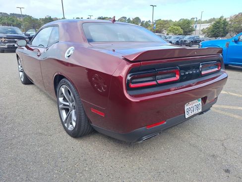 Used 2020 Dodge Challenger R/T w/ Driver Convenience Group RWD image 4