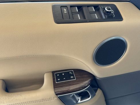 Used 2015 Land Rover Range Rover Sport HSE image 11