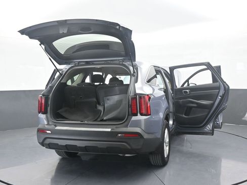 Used 2022 Kia Sorento LX image 72