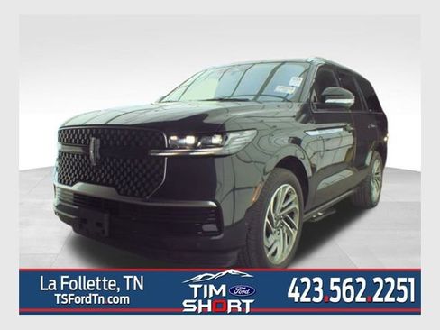 Used 2025 Lincoln Navigator Reserve image 1