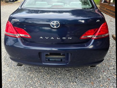 Used 2005 Toyota Avalon XL FWD image 11