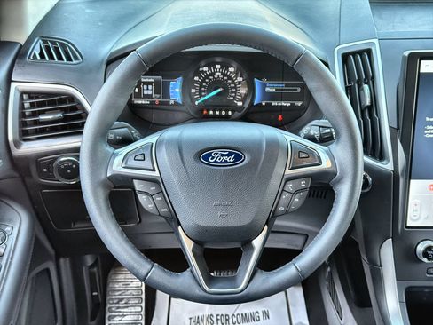 Certified 2024 Ford Edge SEL w/ Convenience Package AWD/4WD image 14