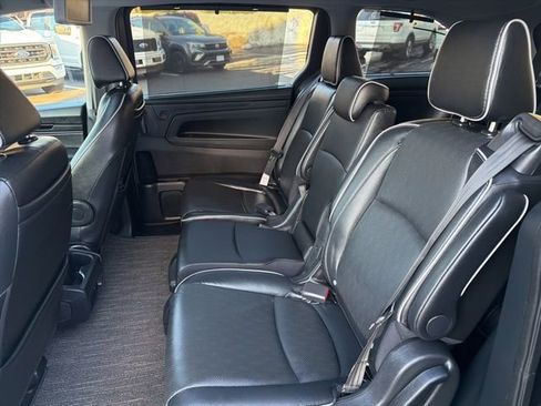 Used 2024 Honda Odyssey Elite image 14