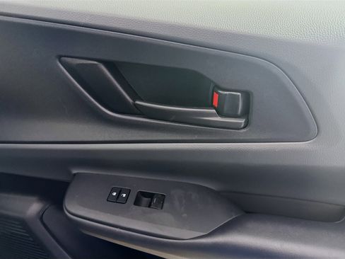 Used 2023 Toyota Prius LE image 31