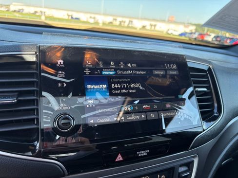 Certified 2025 Honda Passport EX-L image 21