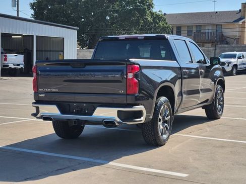 Used 2024 Chevrolet Silverado 1500 LT w/ Z71 Off-Road Package AWD/4WD image 14