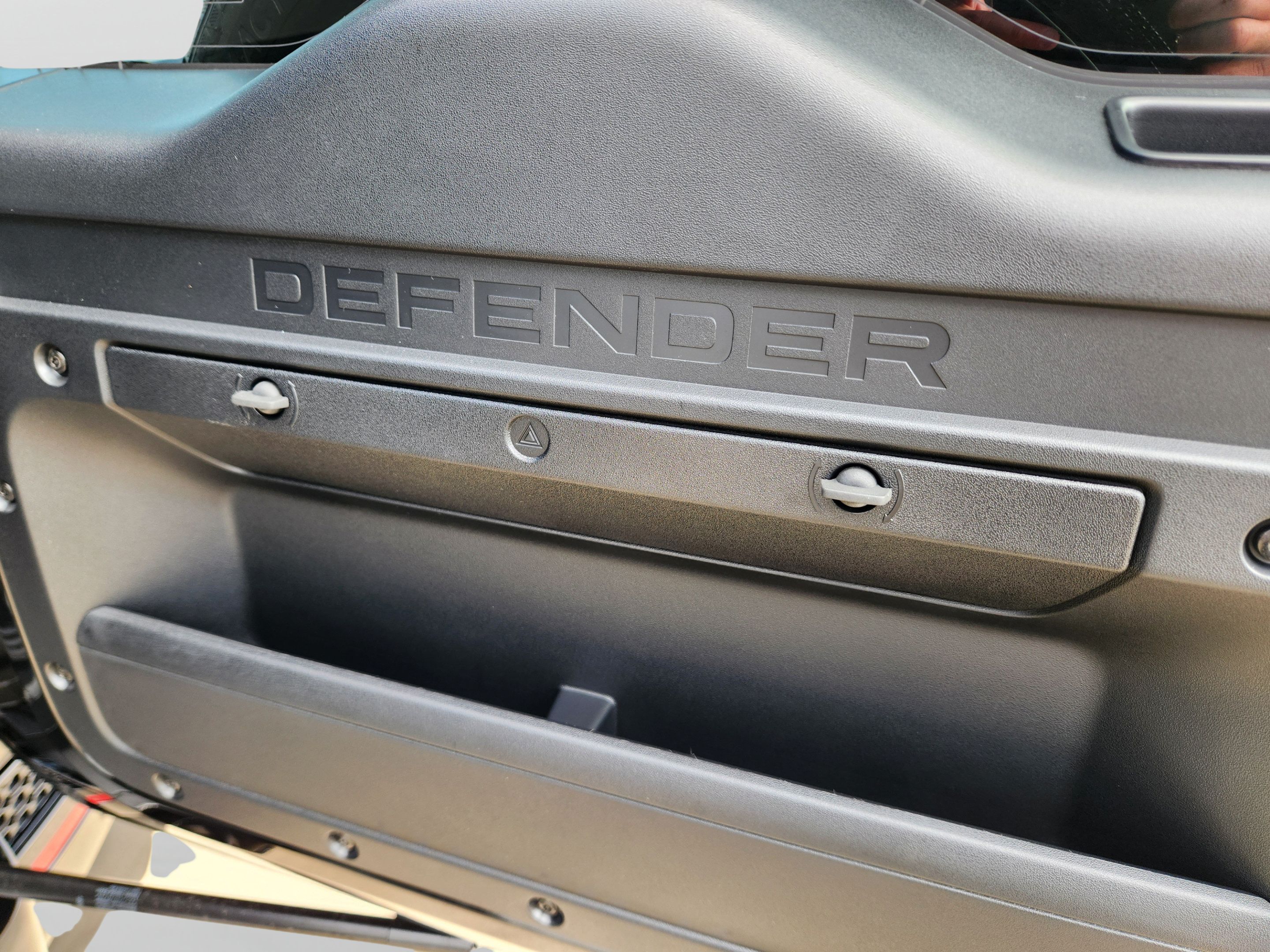 New 2026 Land Rover Defender 110 OCTA AWD/4WD image 28