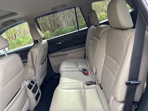 Used 2022 Honda Pilot Special Edition image 33