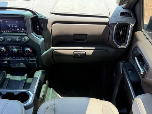 Used 2022 Chevrolet Silverado 2500 LTZ w/ LTZ Plus Package AWD/4WD image 12