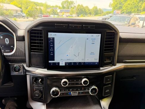 Used 2022 Ford F150 Platinum AWD/4WD image 12