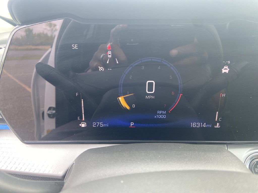 Certified 2024 Chevrolet Trax LT FWD image 12